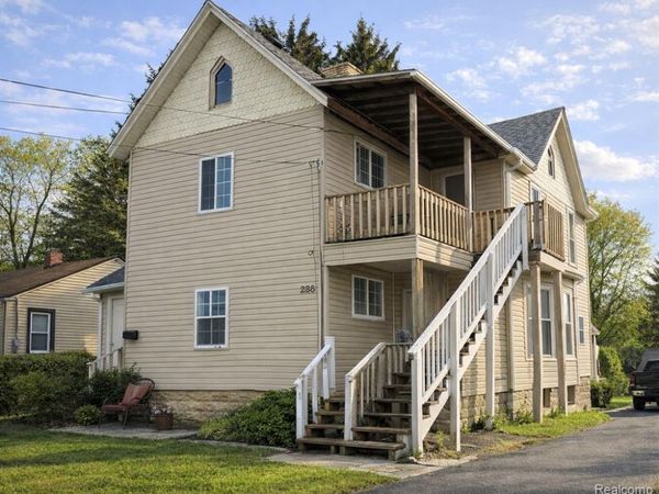 389 Osmun Street , Pontiac, MI 48342