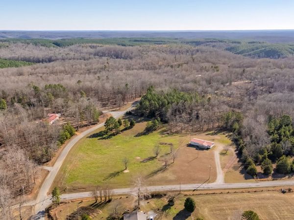 6602 High Meadow Ct, Nunnelly, TN 37137