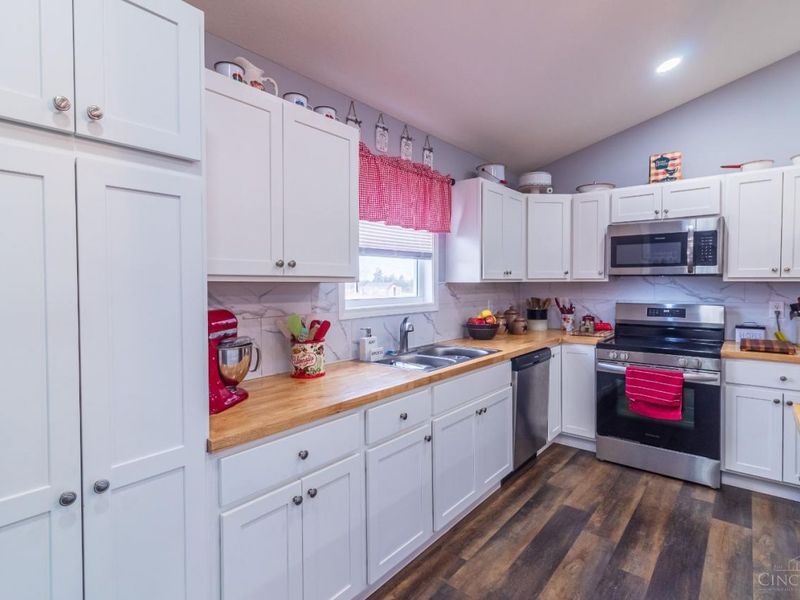 117 L F Clock Drive, West Union, OH 45693 Photo 18