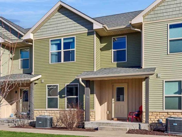 55 Renee Lane, Tiffin, IA 52340