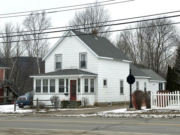 33 Glen Road, Gorham, NH 03581
