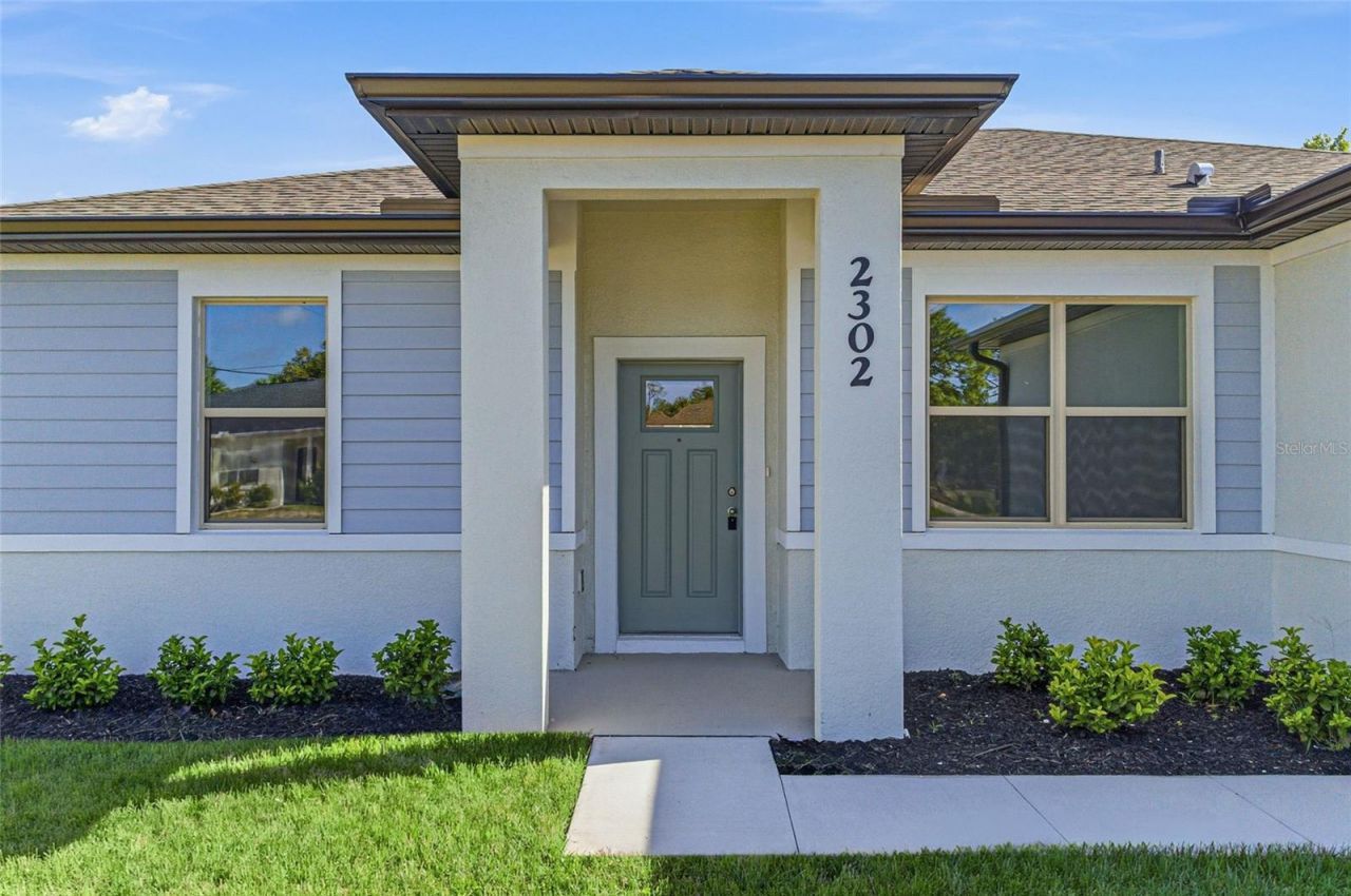 2302 N Mindlin Lane, North Port, FL 34286 Photo