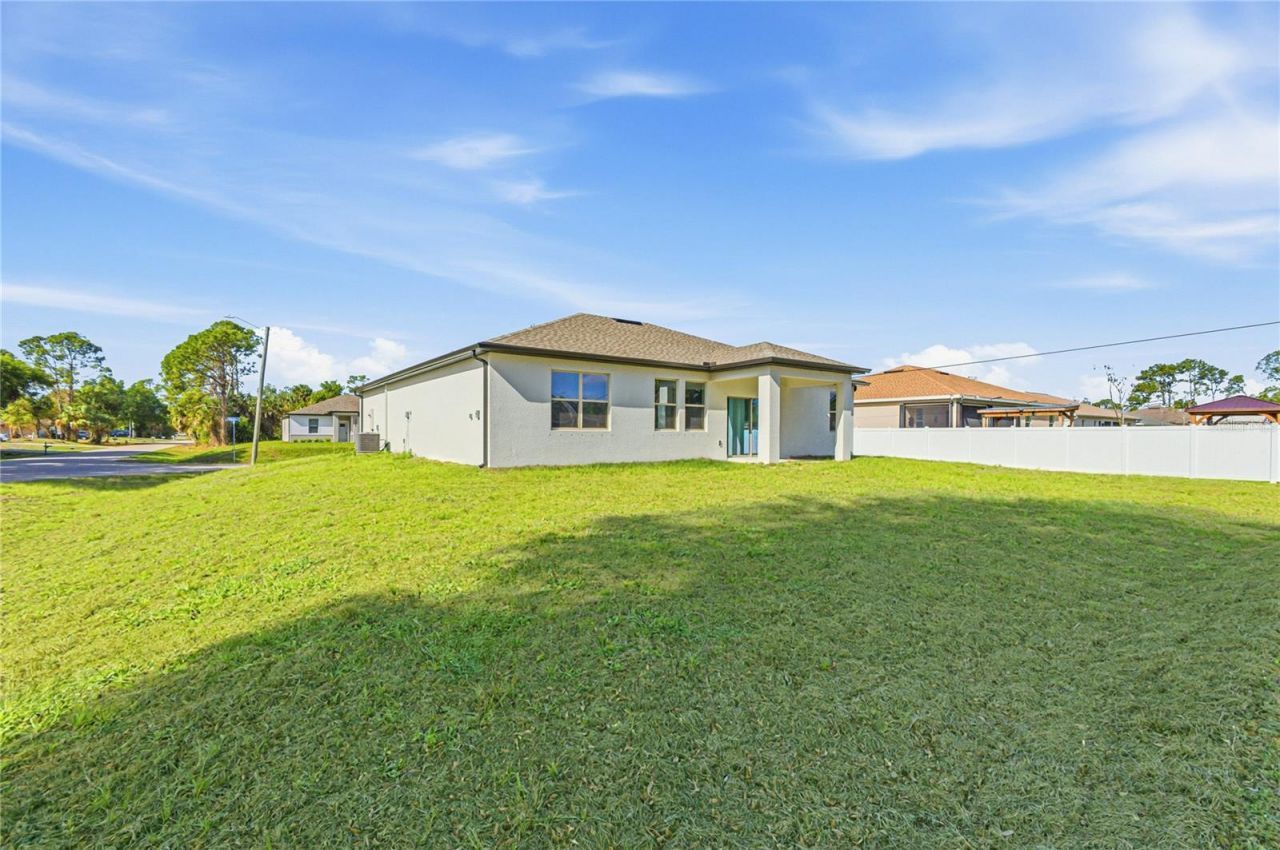 2302 N Mindlin Lane, North Port, FL 34286 Photo