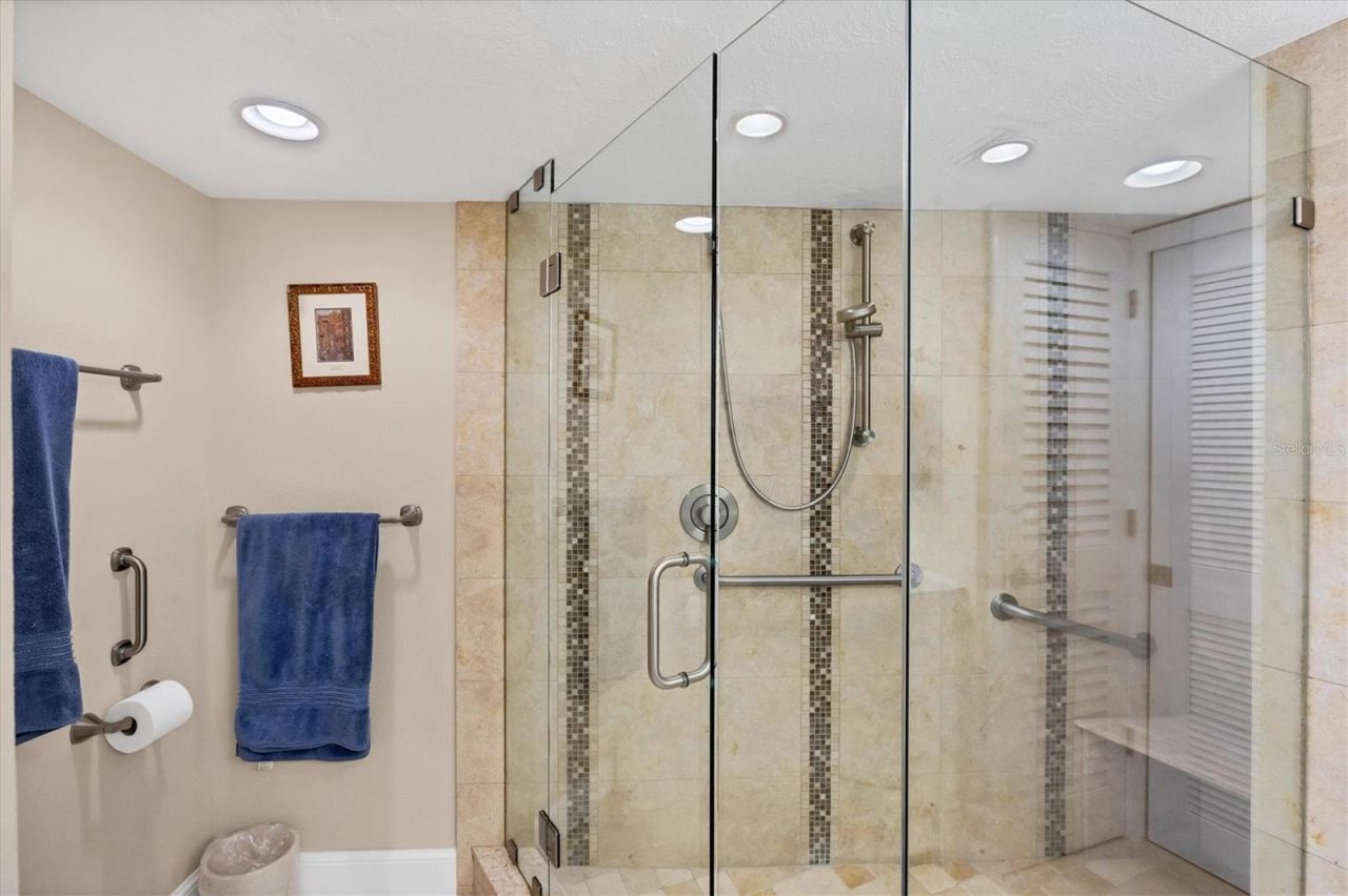 4805 Gulf Of Mexico Drive, Unit 103, Longboat Key, FL 34228 Photo