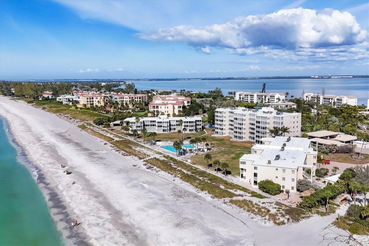 4805 Gulf Of Mexico Drive, Unit 103, Longboat Key, FL 34228 Photo