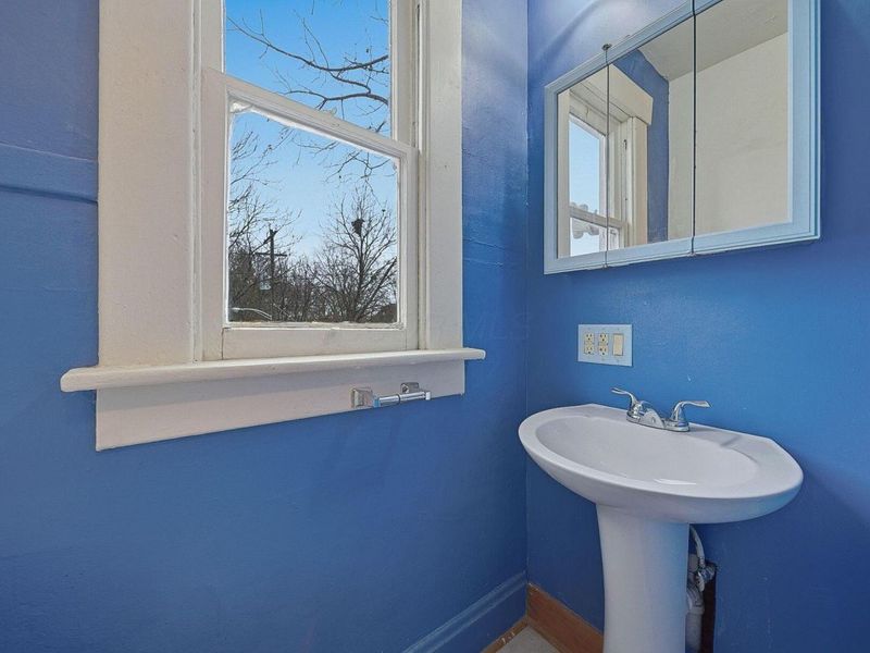 2210-2212 N 4th Street, Columbus, OH 43201 Photo 16