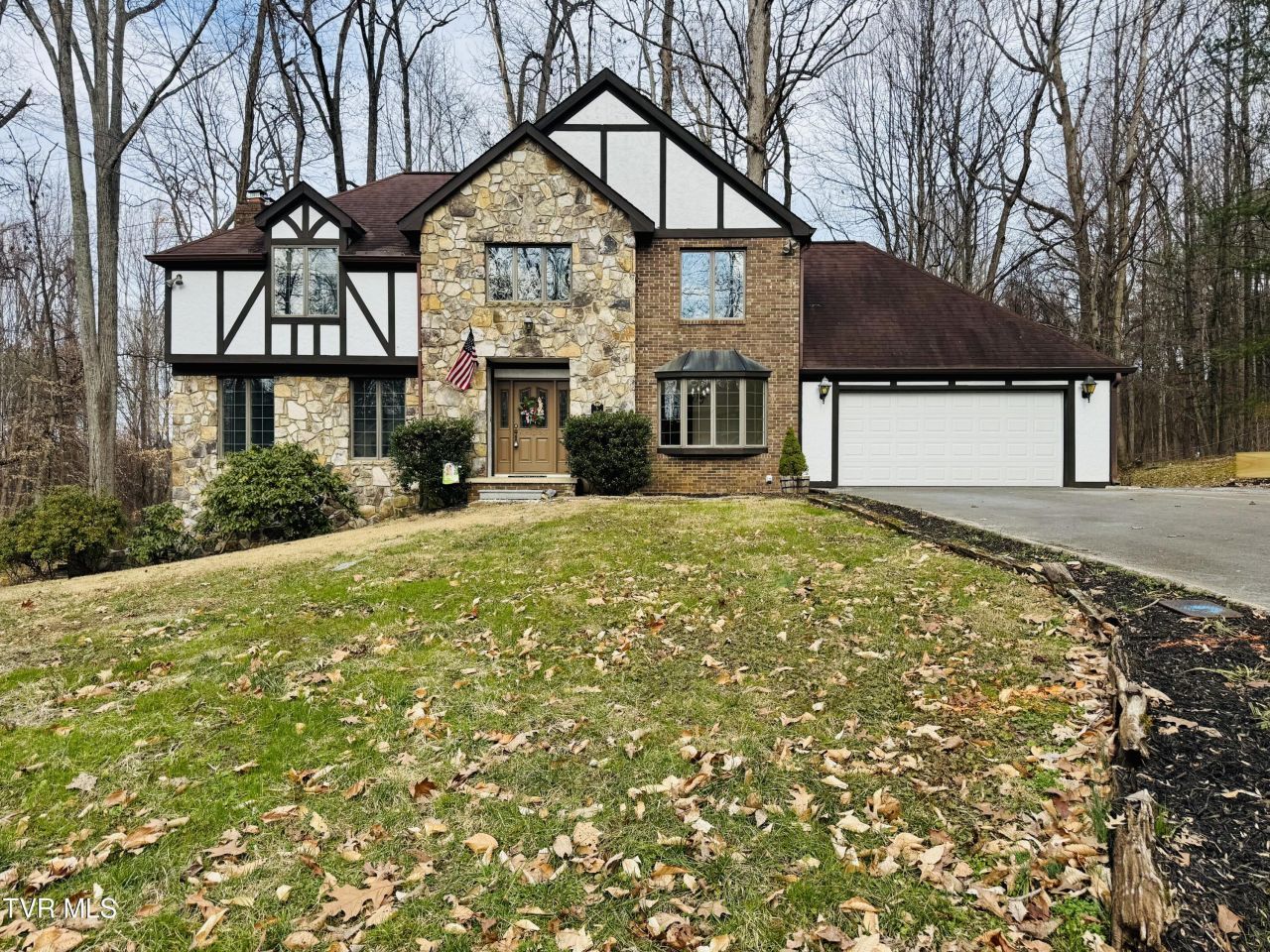 5 Red Fern Circle, Johnson City, TN 37604 Main Photo