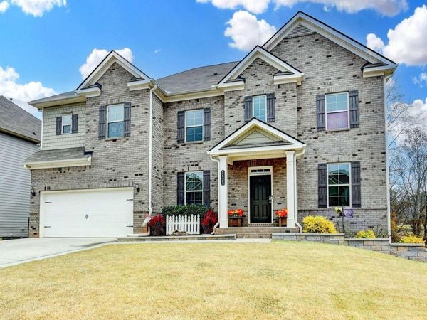 5525 Mirror Lake Drive, Cumming, GA 30028