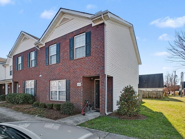 3119 George Buchanan Dr, La Vergne, TN 37086