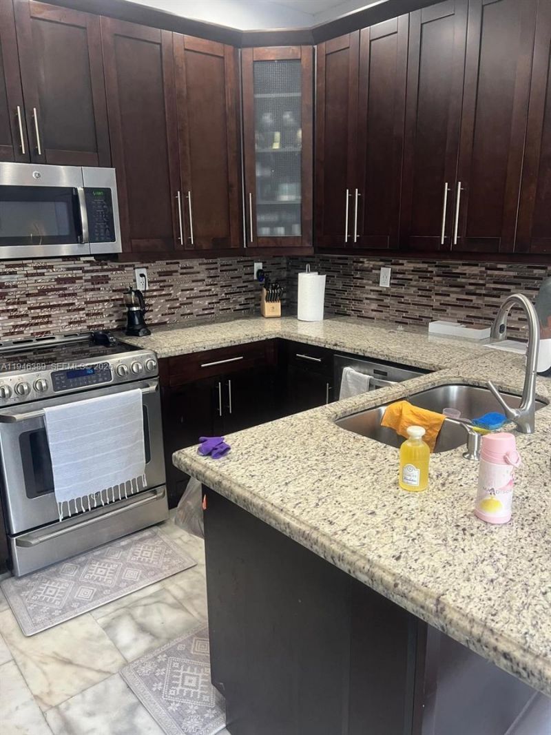 4301 SW 160th Ave, Unit 215, Miramar, FL 33027 Photo