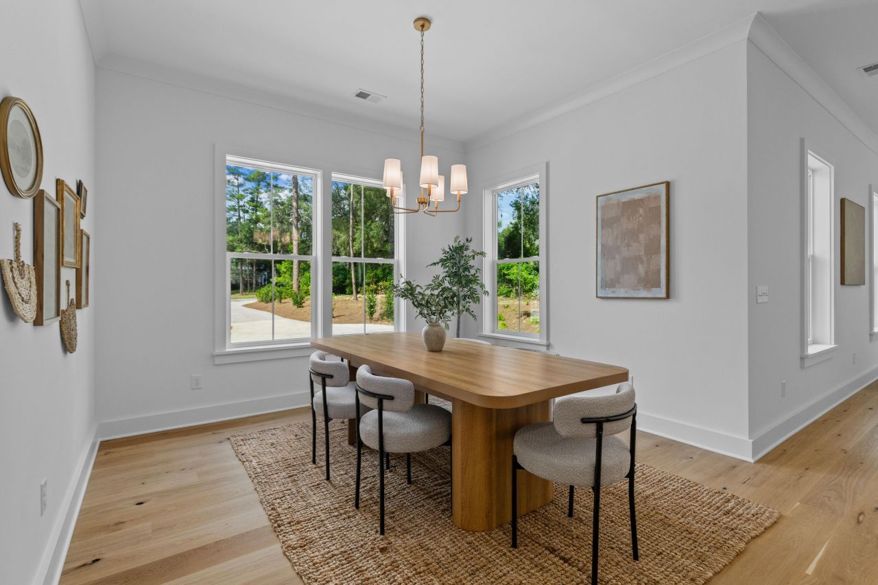 215 Marion Avenue Photo 11