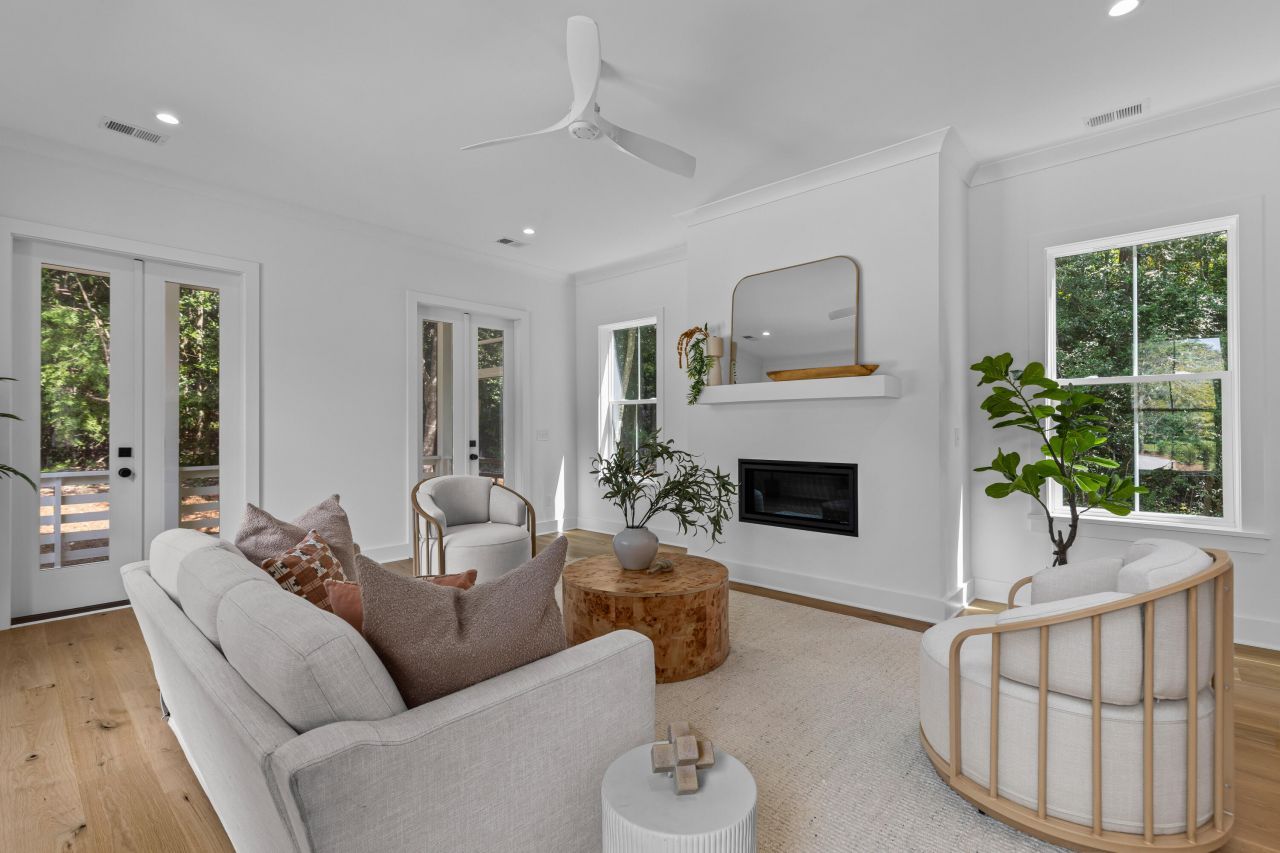 215 Marion Avenue Photo 13