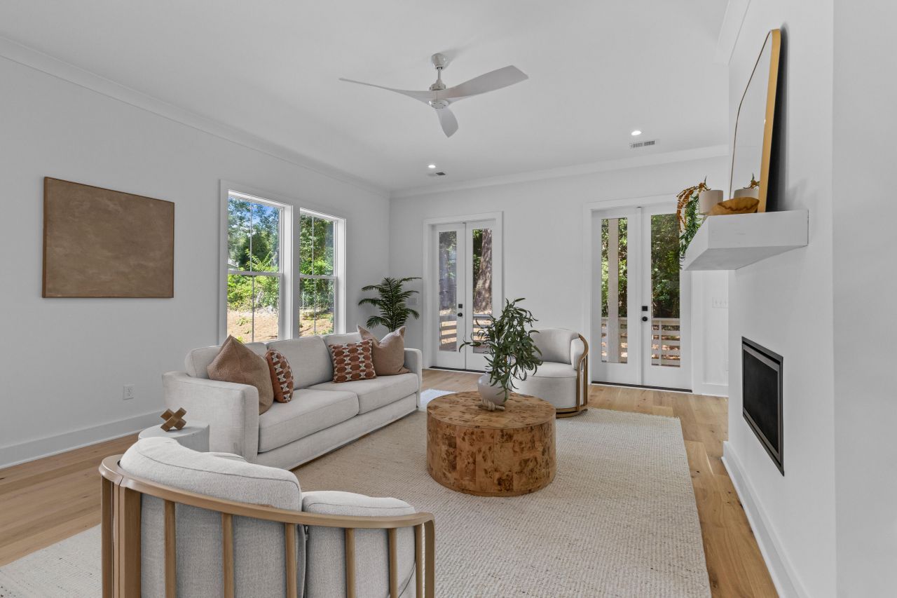 215 Marion Avenue Photo 14