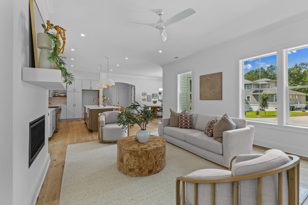 215 Marion Avenue Photo 15