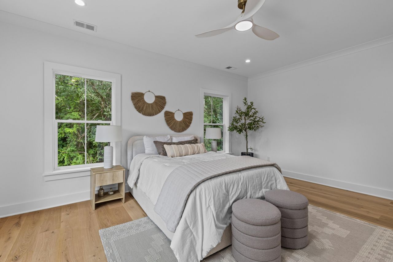 215 Marion Avenue Photo 26