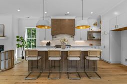 215 Marion Avenue photo 4