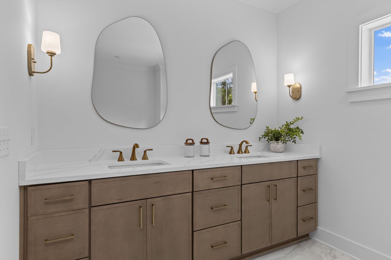 215 Marion Avenue Photo 30