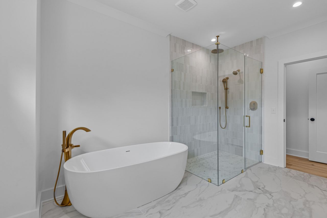 215 Marion Avenue Photo 31