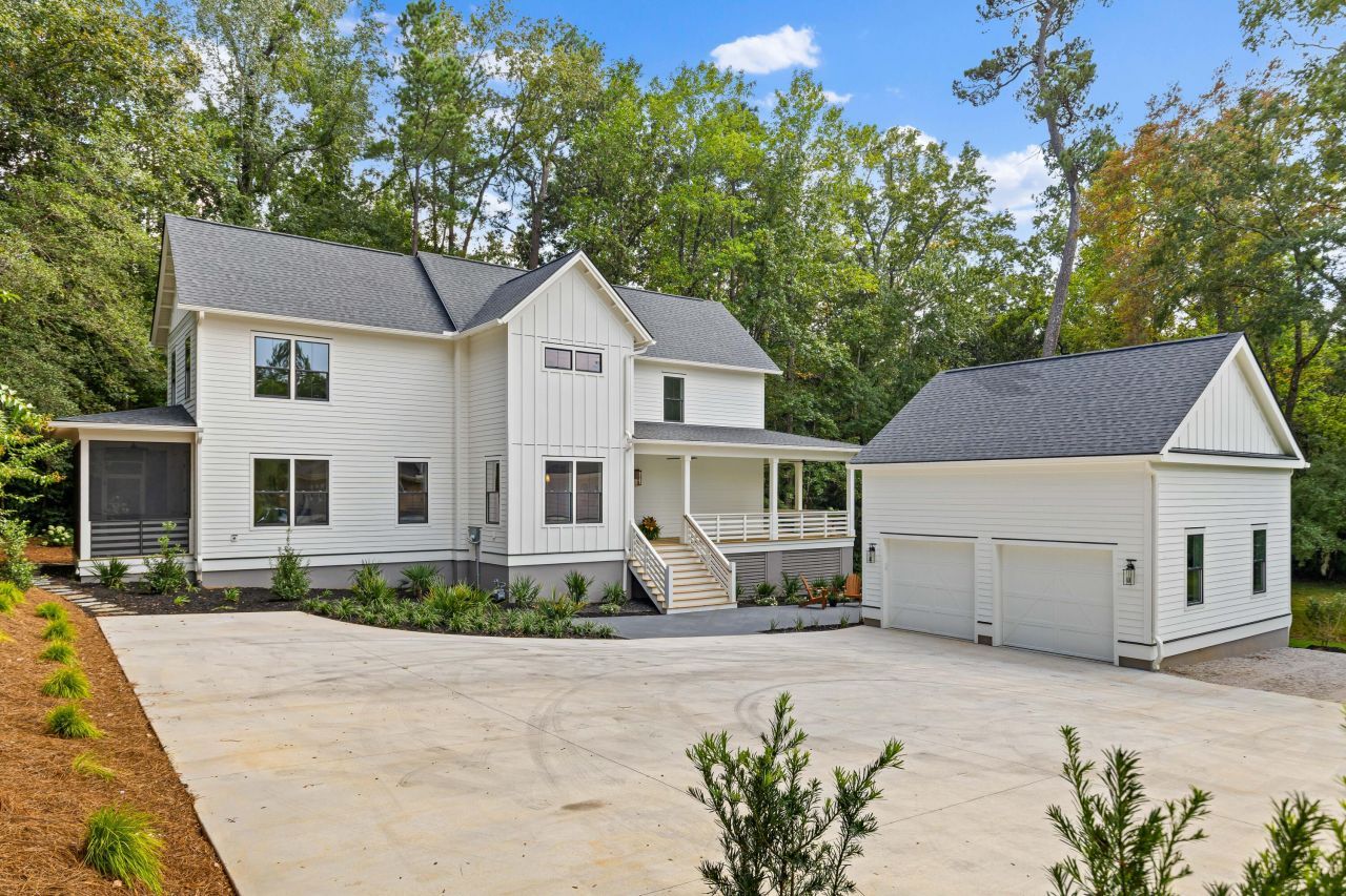 215 Marion Avenue Photo 8