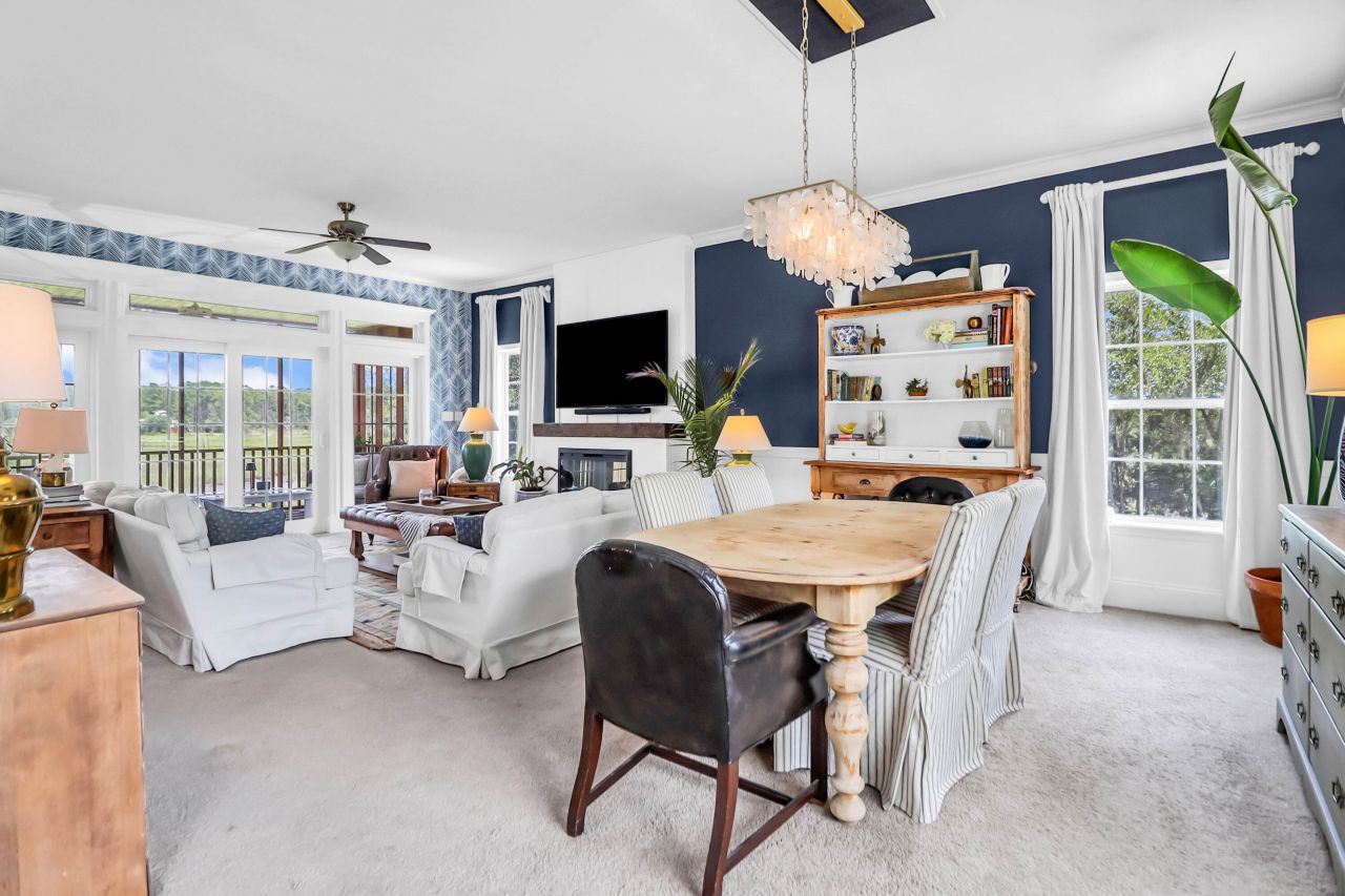 4760 Walking Horse Road Photo 11