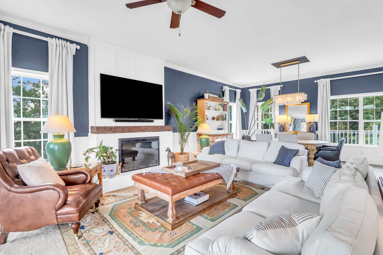 4760 Walking Horse Road Photo 13