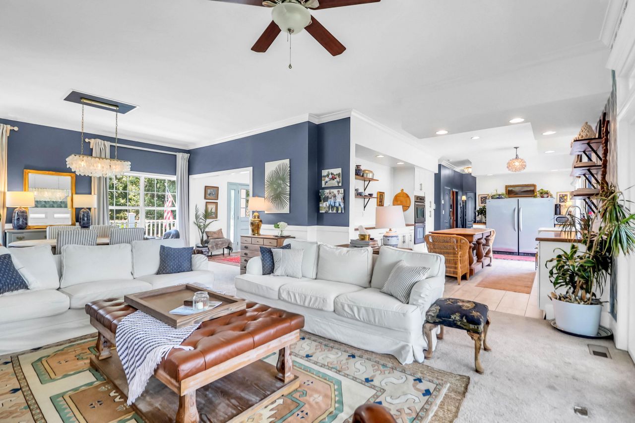 4760 Walking Horse Road Photo 15