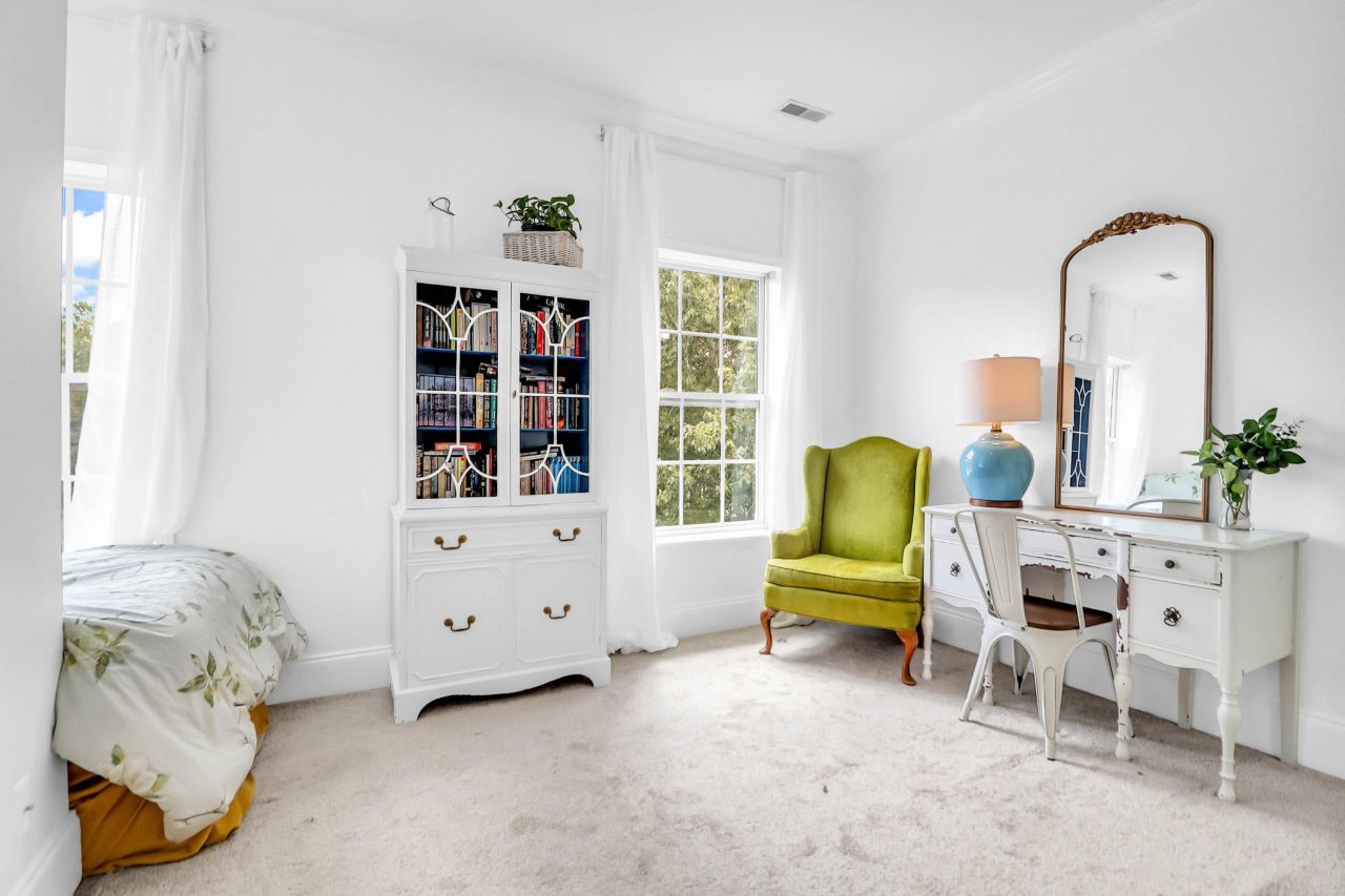 4760 Walking Horse Road Photo 32