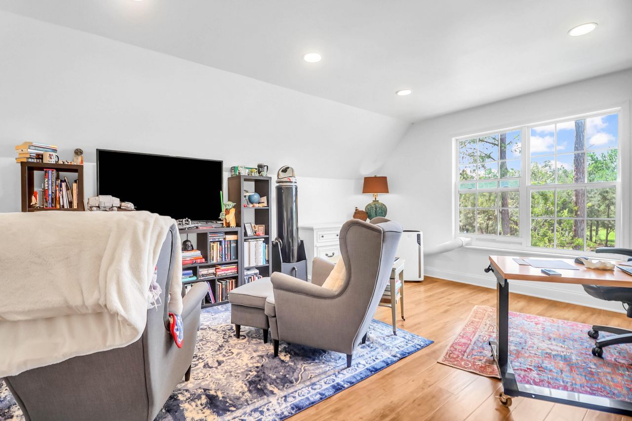 4760 Walking Horse Road Photo 33