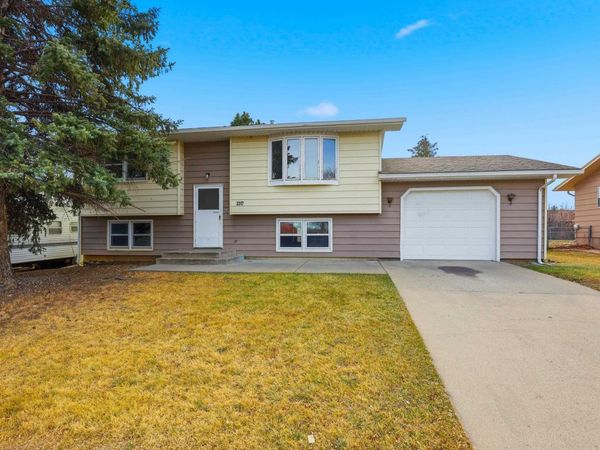 3317 ARIZONA, Rapid City, SD 57701