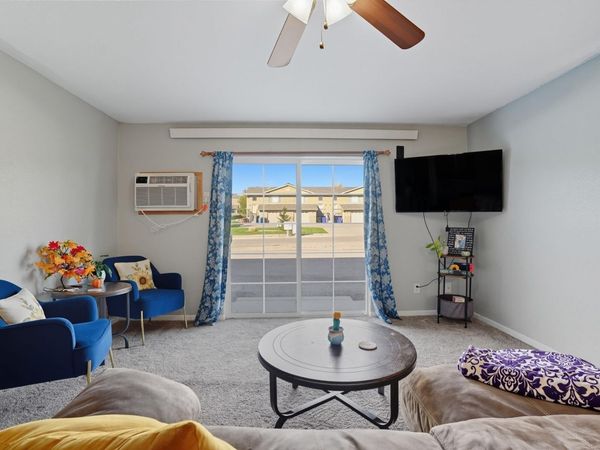 4616 CHALKSTONE DR, Rapic City, SD 57701