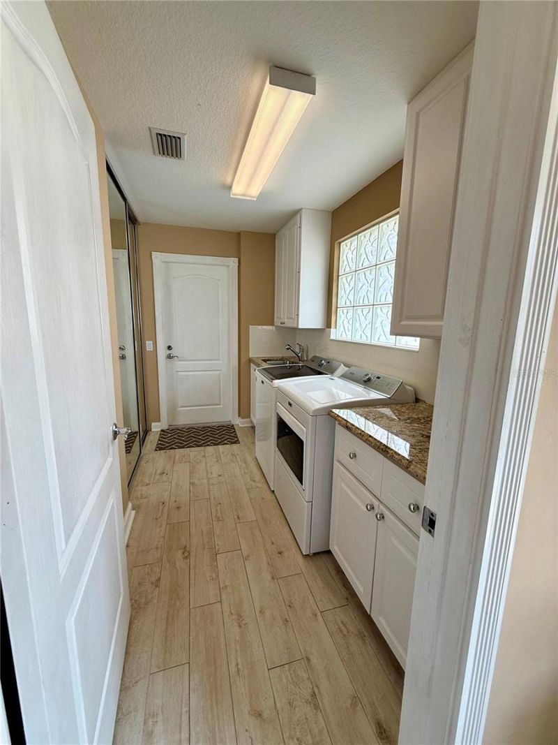 5546 Modena Place, Sarasota, FL 34238 Photo