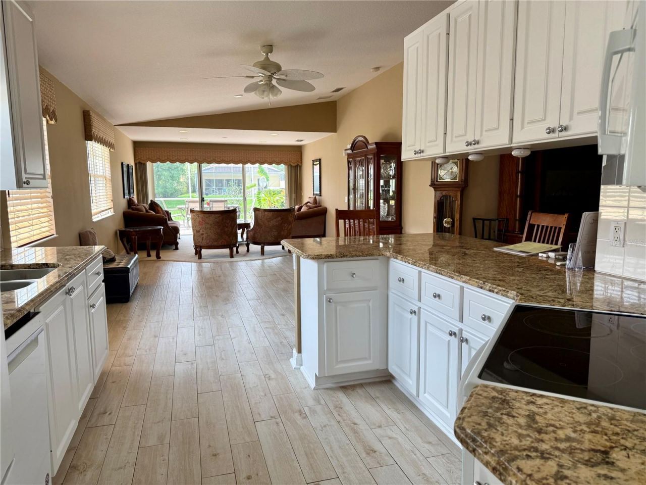 5546 Modena Place, Sarasota, FL 34238 Photo