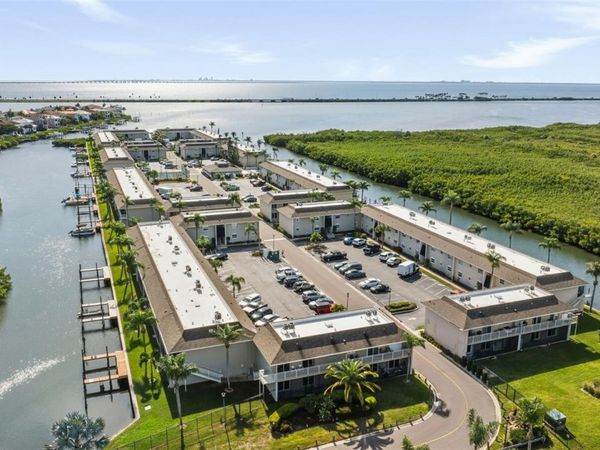 8806 BAY POINTE DRIVE, Unit 206, TAMPA, FL 33615