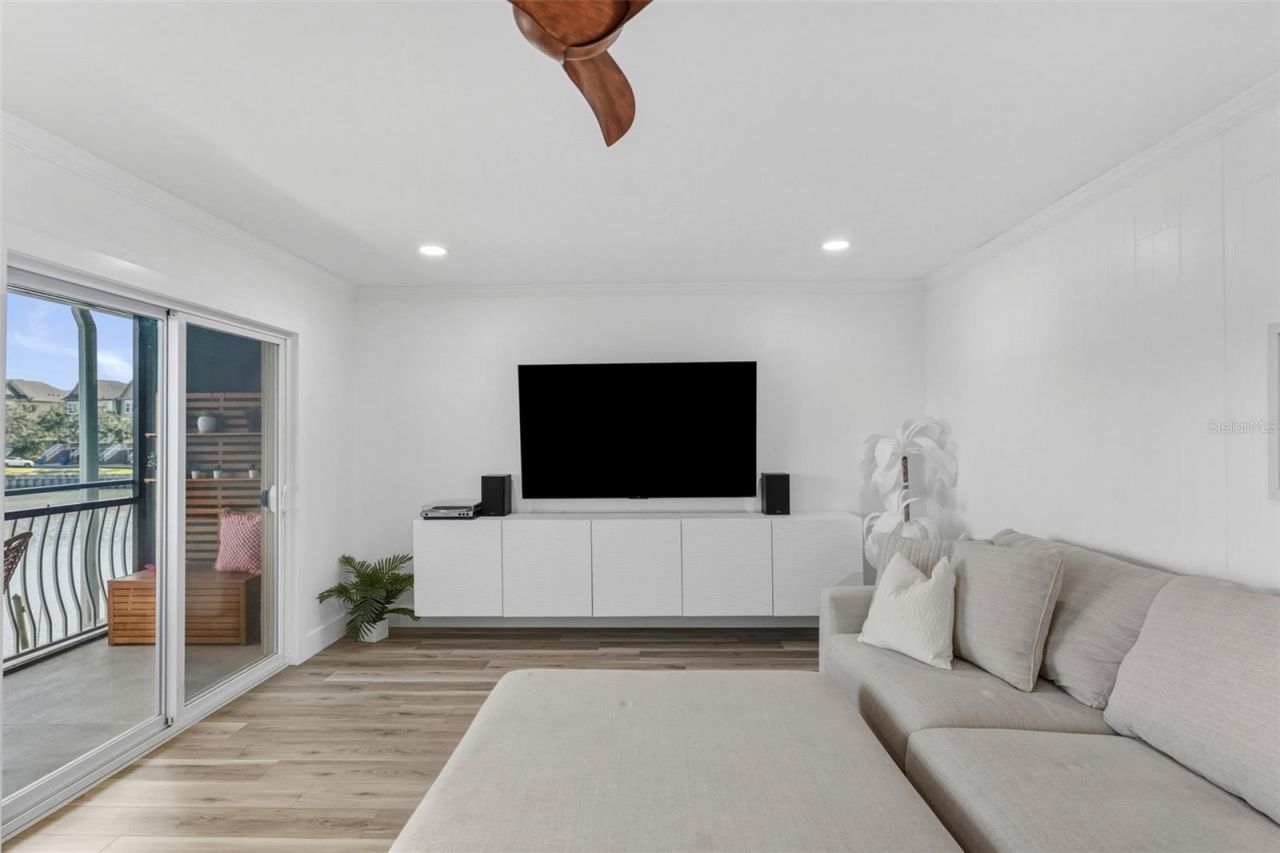 8806 Bay Pointe Drive, Unit 206, Tampa, FL 33615 Photo