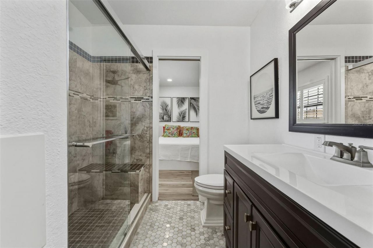 8806 Bay Pointe Drive, Unit 206, Tampa, FL 33615 Photo