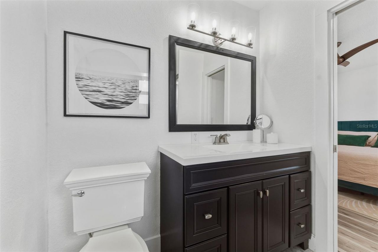 8806 Bay Pointe Drive, Unit 206, Tampa, FL 33615 Photo