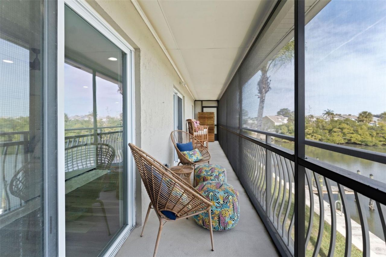 8806 Bay Pointe Drive, Unit 206, Tampa, FL 33615 Photo