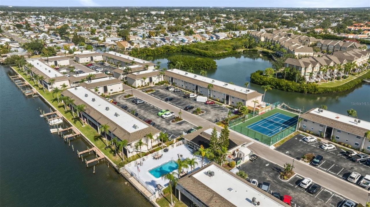 8806 Bay Pointe Drive, Unit 206, Tampa, FL 33615 Photo