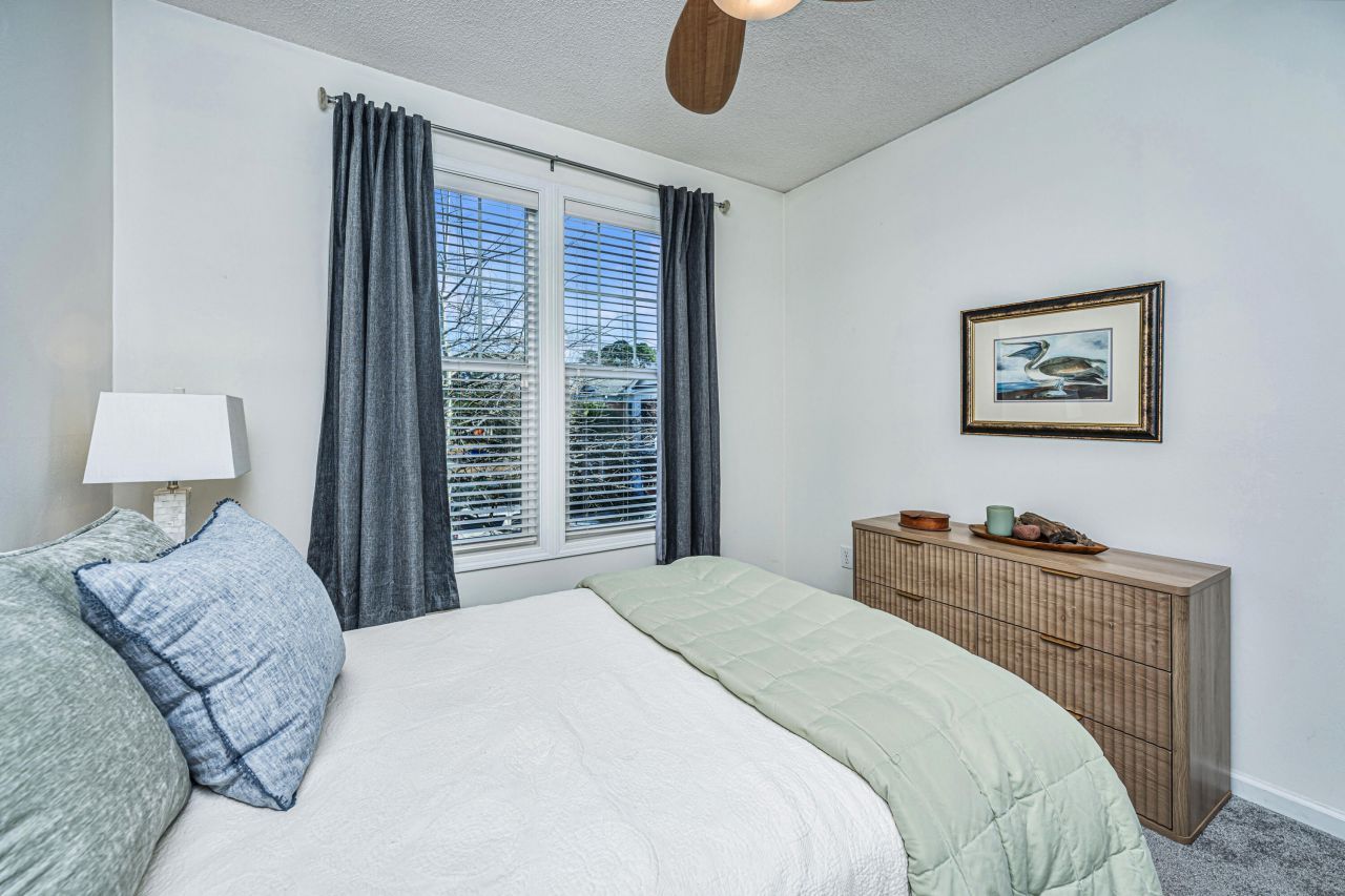 1421 Rosewood Lane Photo 16