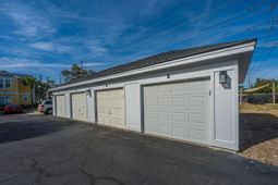 1421 Rosewood Lane photo 4