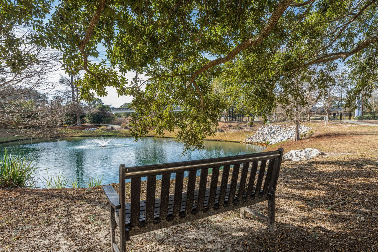 1421 Rosewood Lane Photo 32