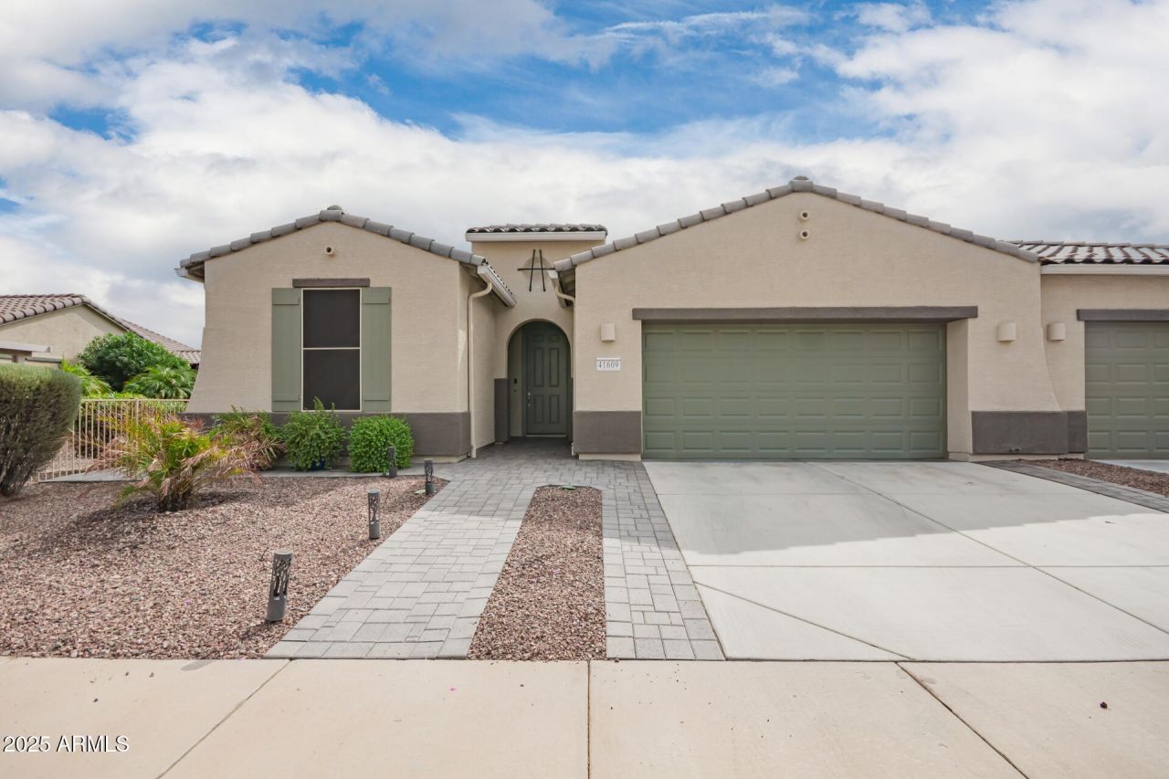 41609 W SUMMER WIND Way Maricopa, AZ 85138