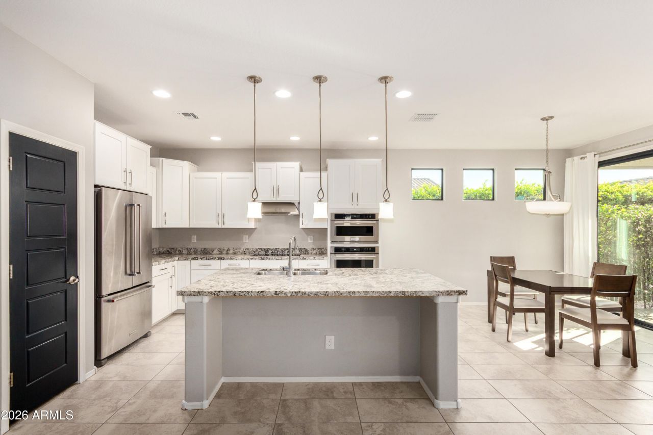 41609 W SUMMER WIND Way Maricopa, AZ 85138