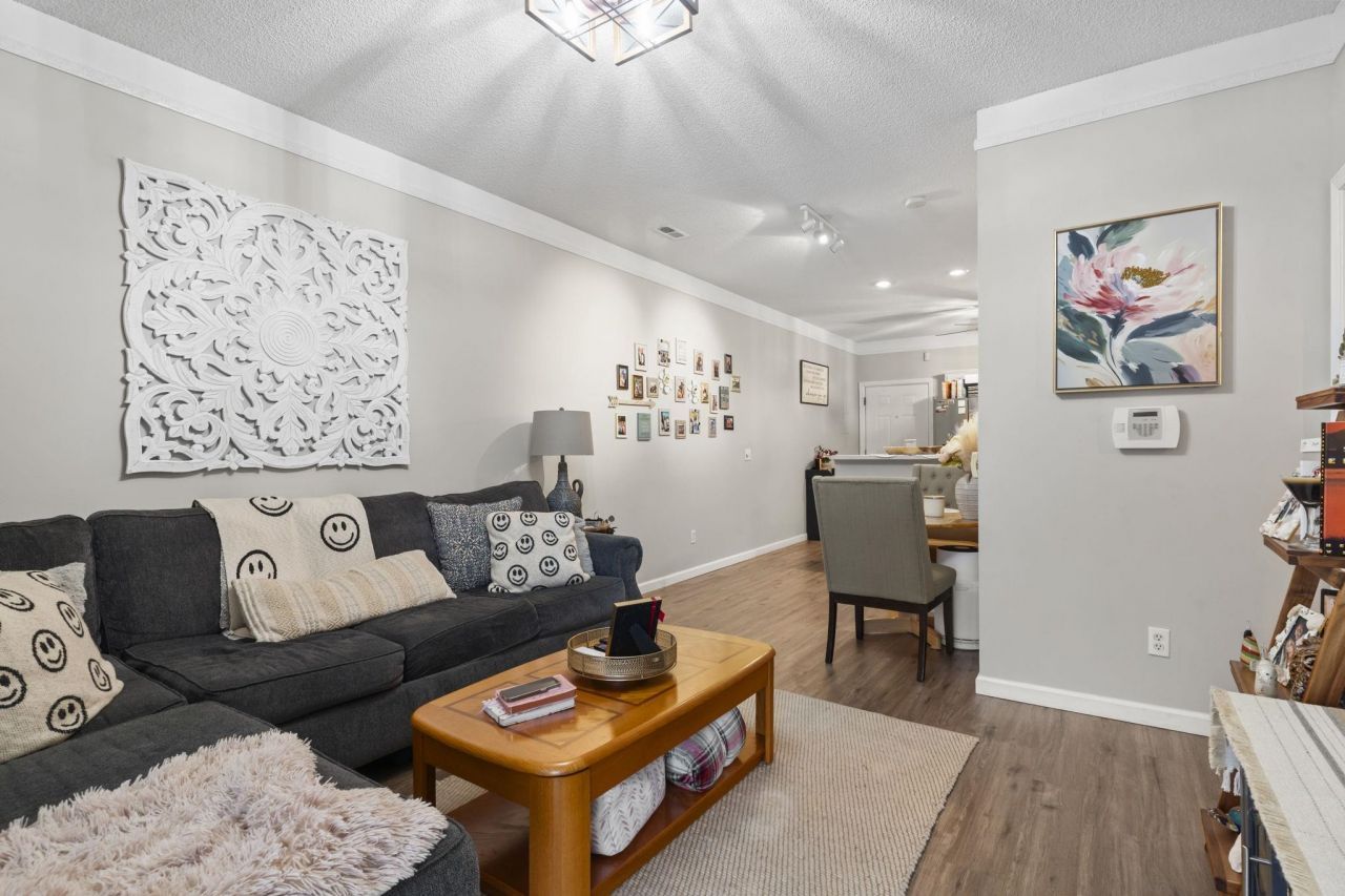 4209 Sweetwater Blvd. Photo 10