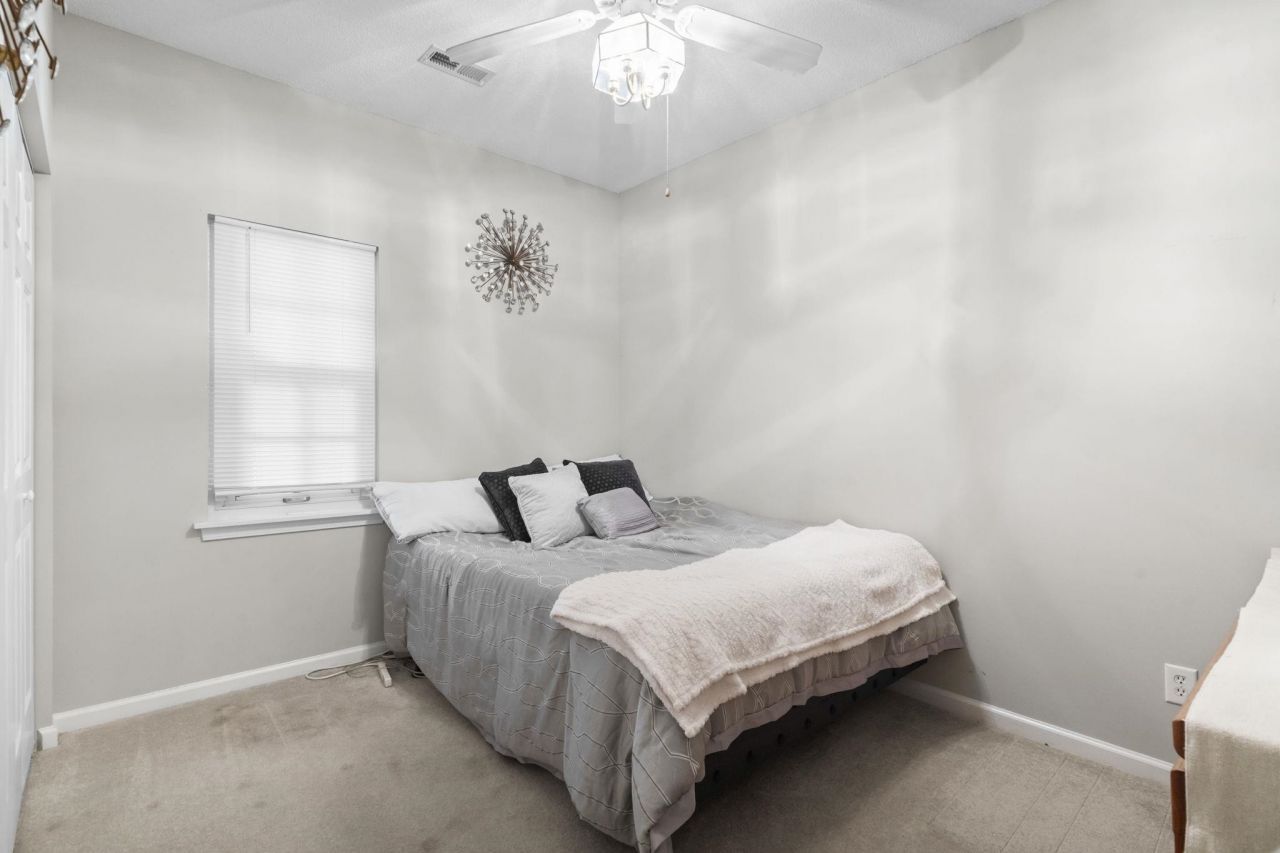 4209 Sweetwater Blvd. Photo 15