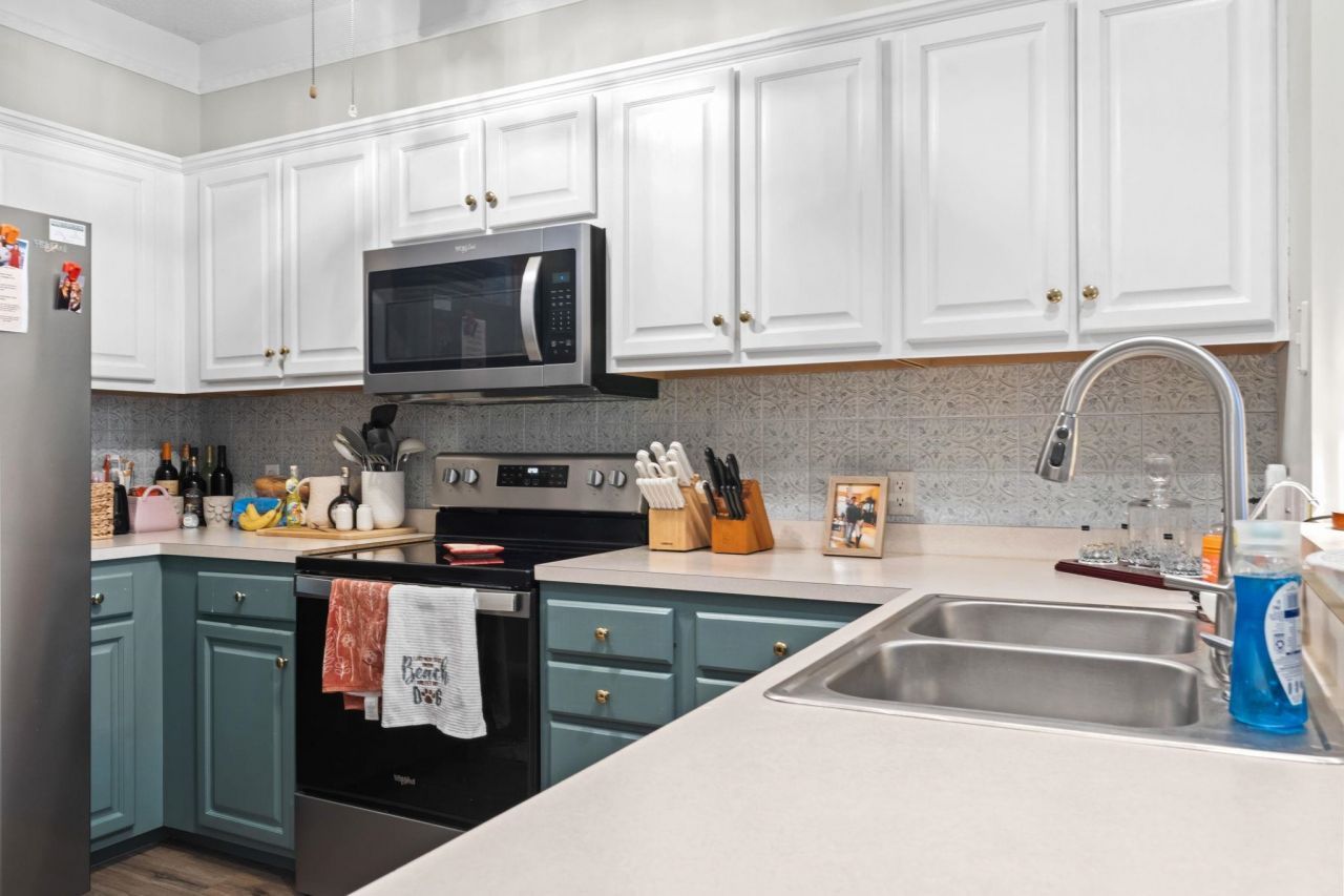 4209 Sweetwater Blvd. Photo 6