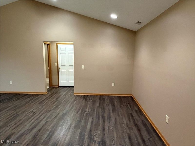 8815 Scotslanding Circle NW, Massillon, OH 44646 Photo 14