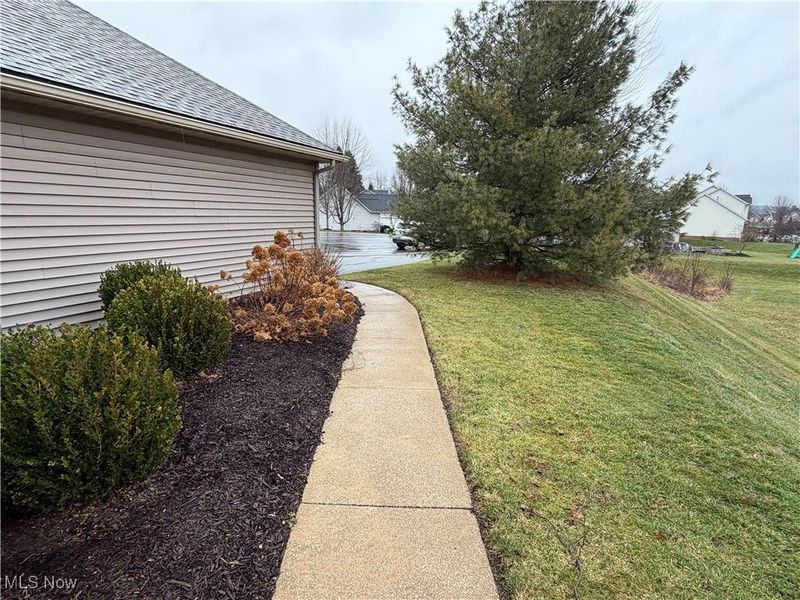 8815 Scotslanding Circle NW, Massillon, OH 44646 Photo 34