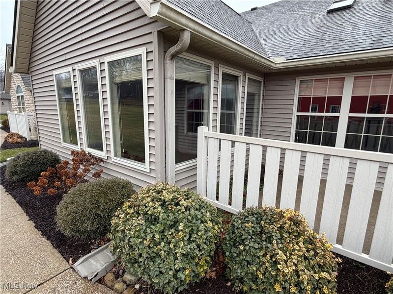 8815 Scotslanding Circle NW, Massillon, OH 44646 Photo 4