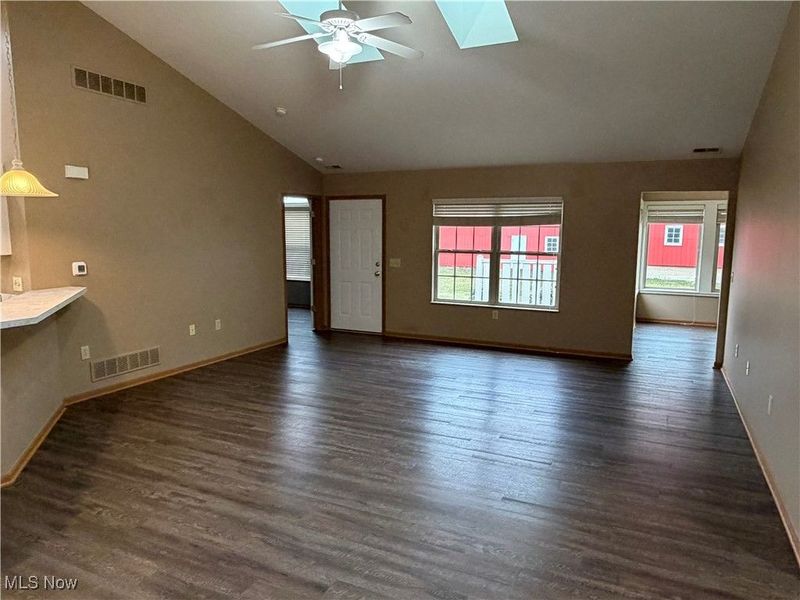 8815 Scotslanding Circle NW, Massillon, OH 44646 Photo 6